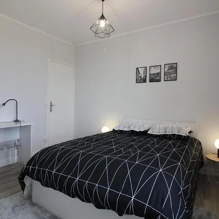 Lussac, 3 Pieces, 4 Personnes - Fr-1-440-423 * Lussac (Gironde)