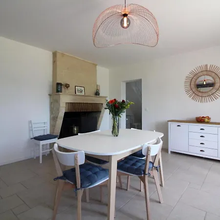 Lussac, 3 Pieces, 4 Personnes - Fr-1-440-423 Lussac (Gironde)